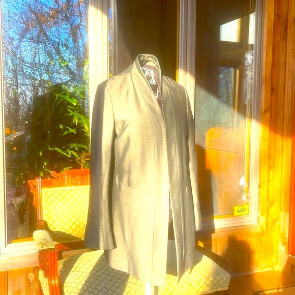 Sara Sturgeon dark green draped open front jacket. Simple, clean and refined. - Picture 3 of 6